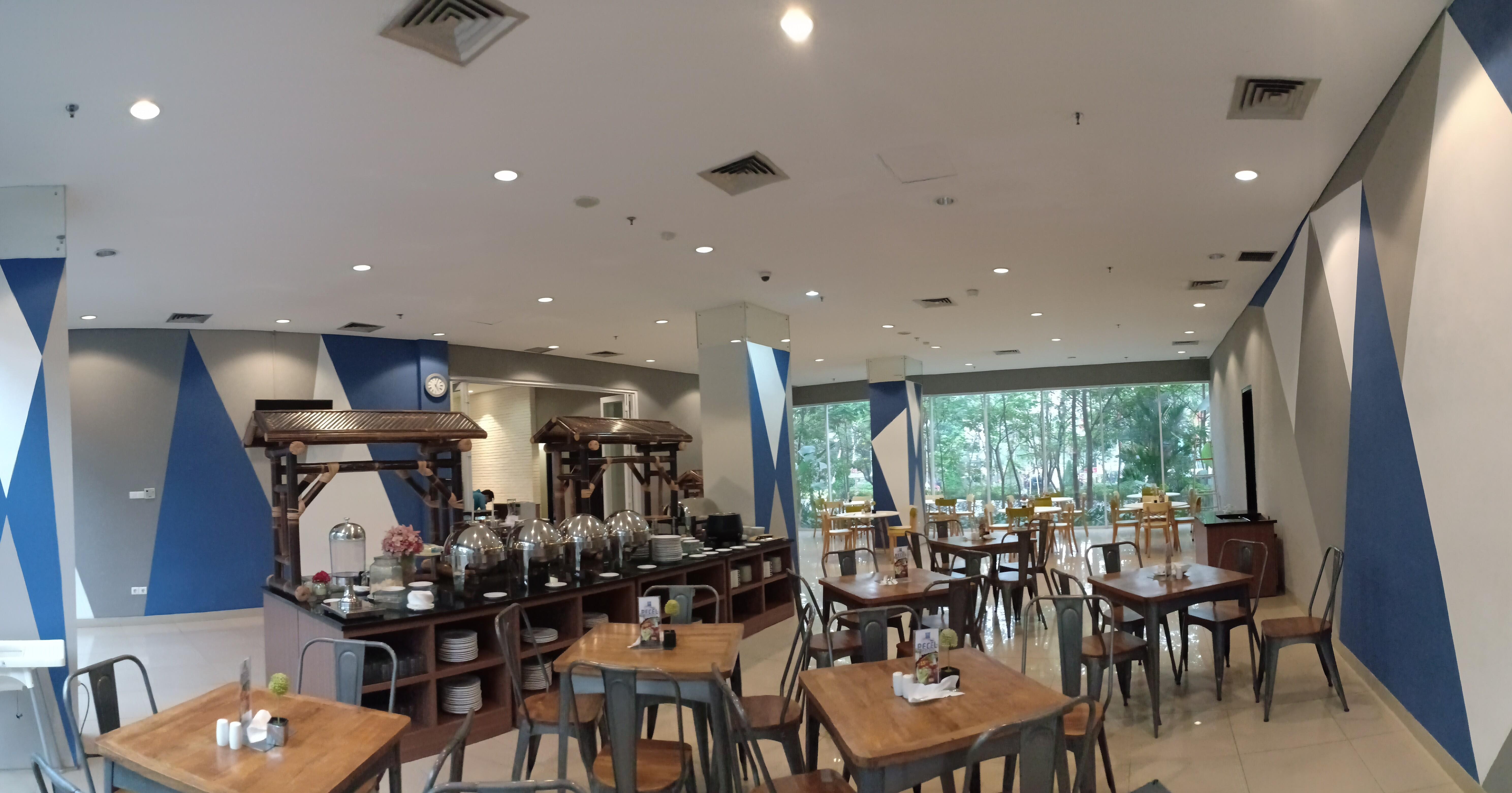 Ibis Budget Cikarang Festival Бекаси Экстерьер фото